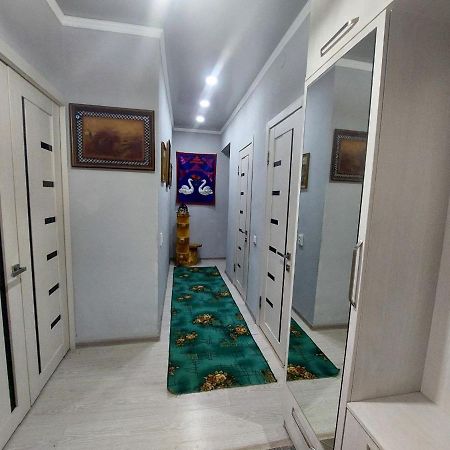 Downtown Homestay Biszkek Zewnętrze zdjęcie